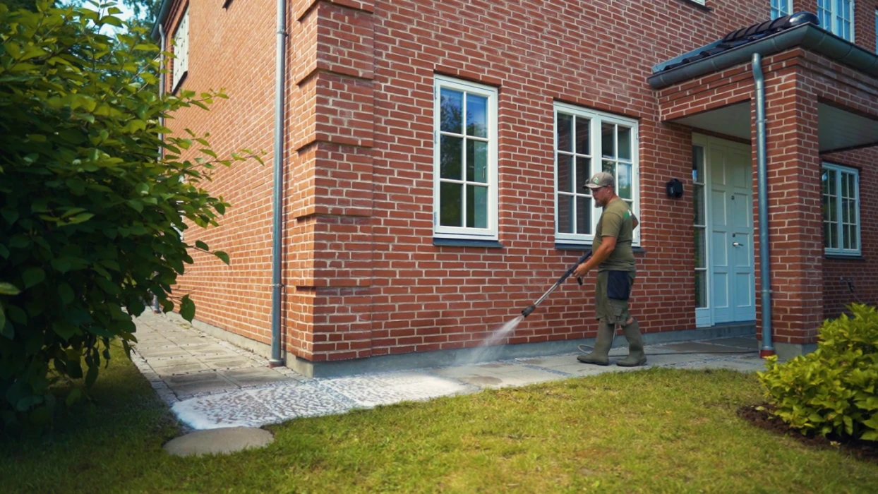 Skumbehandling af fliser 